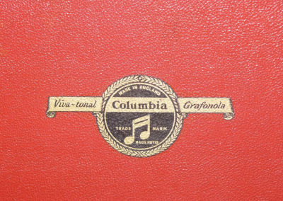1946 Columbia Viva-Tonal Grafonola 9000A - Kepernyofoto 2026 04 15 23.49.51